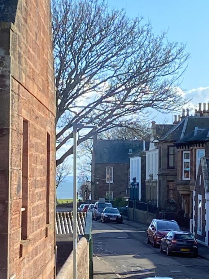 Arbroath Luxury Apartment In Mcm Style Dış mekan fotoğraf